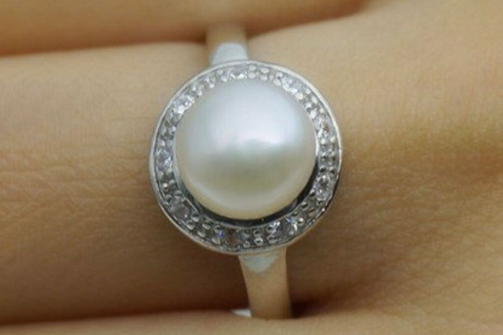 Classic Sterling Silver White Pearl Ring