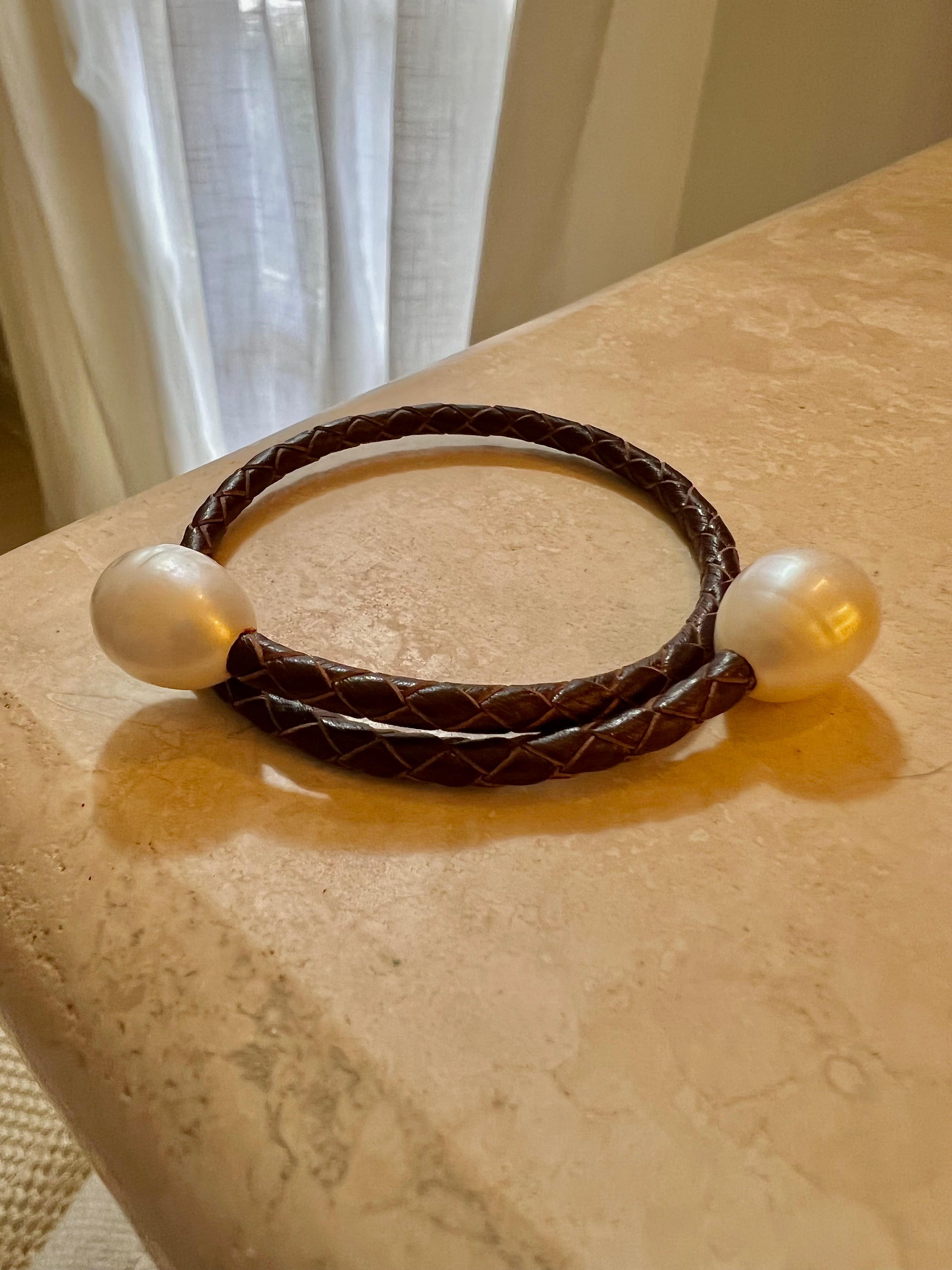 Leather Bracelet with Giant Pearls